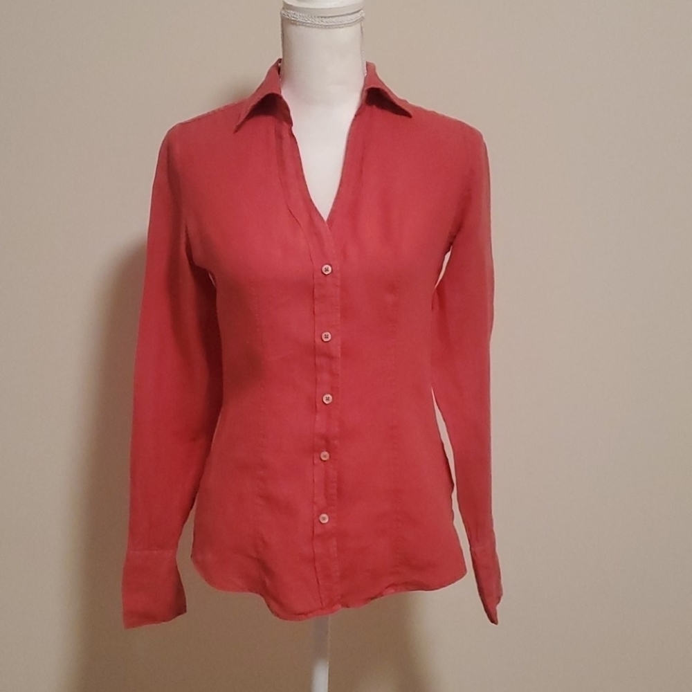0039 ITALY women's shirt. Size XS